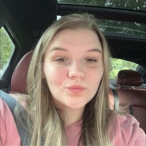 Meet your Posher, Allie